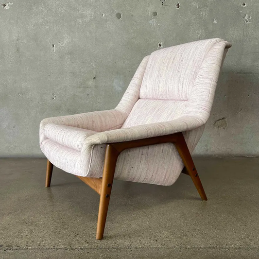 Mid Century Modern Lounge Chair